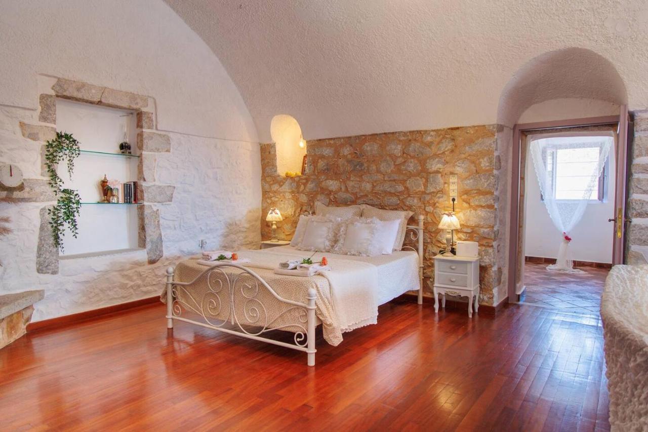 Iliana'S House - Spacious Cave House In The Center Of Areopolis מראה חיצוני תמונה